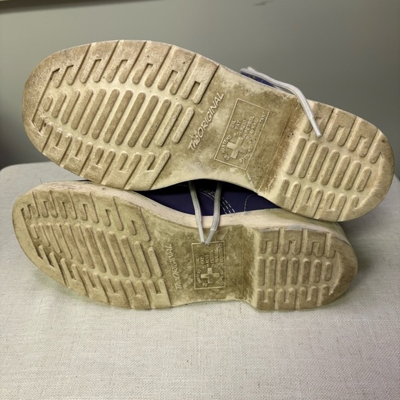 Dr Martens 13450 Mens 6 Women’s 8 RARE Purple White Sole Lace Up Boots Like New - Picture 9 of 11